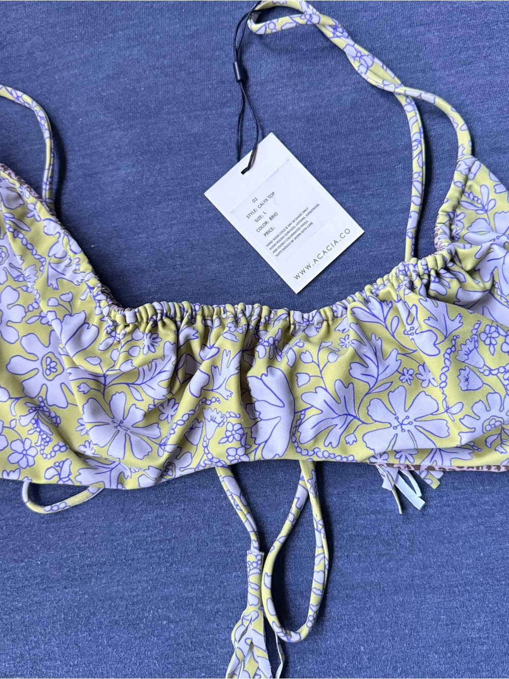 acacia swimwear Brio/Olive Floral bikini top L